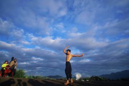 Menari di Atas Awan B-29 Kembali di Gelar di Kampung Nirwana Argosari