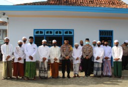 Kapolres Lumajang Gelar Rangkaian Silaturrahim ke Ponpes Miful Bakid