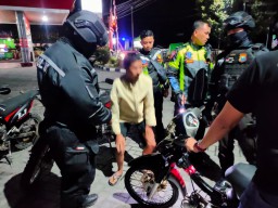 Patroli Malam Polisi Amankan Belasan Motor Brong di Lumajang