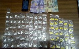 Dua Pemuda Penjual Pil Koplo Diringkus Polres Lumajang