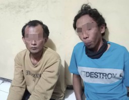 Polsek Pasirian Lumajang Ringkus 2 Orang Bawa Sajam Mencurigakan