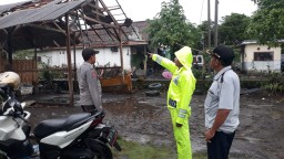 Desa Kertosari Lumajang Dilanda Angin Puting Beliung, 4 Rumah Rusak