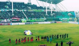 Dihadapan Ribuan Bonek, Semeru Fc Tahan Imbang 0-0 Persebaya di JSG Jember