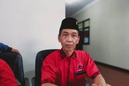 Kantor DPC PDIP Lumajang Dibuka Untuk Pengaduan Masyarakat