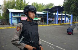 Gegerkan Warga dan Polisi, Benda Mencurigakan Ditinggal di Terminal Minak Koncar