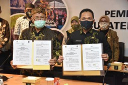 Sejarah Baru, Bupati Lumajang  dan TNBTS Teken Nota Kesepahaman Wisata