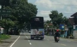 Sopir Truck Oleng di Kedungjajang Lumajang Ternyata Orang Semarang