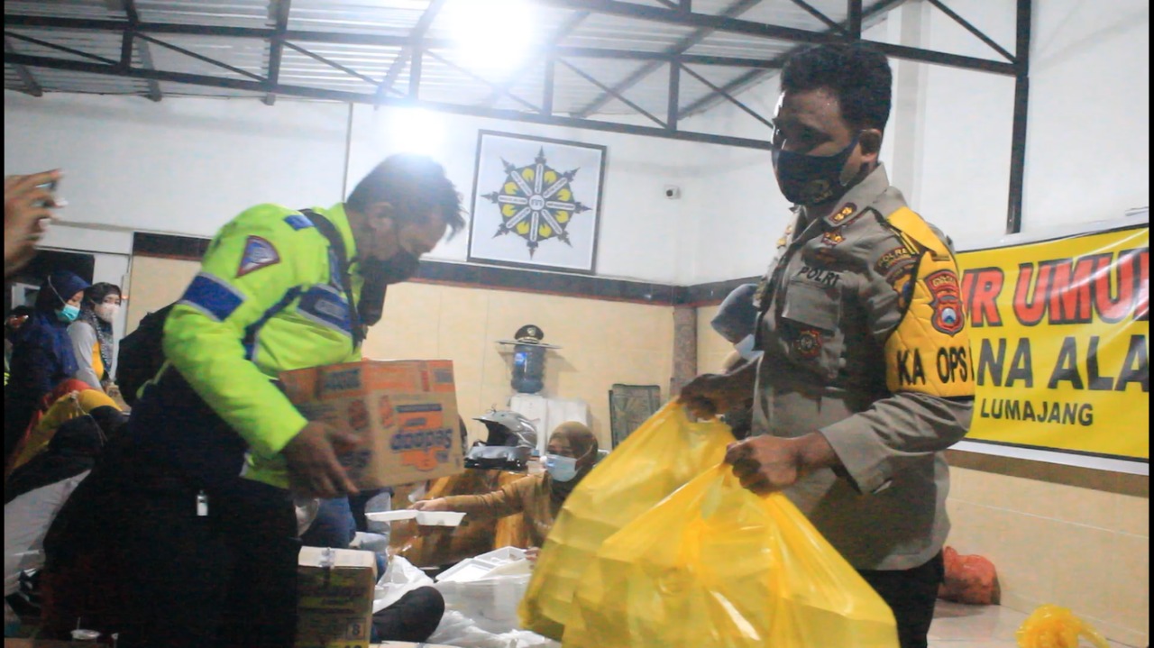 Kapolres Lumajang Sulap Rumah Dinas Jadi Dapur Umum Korban Gempa