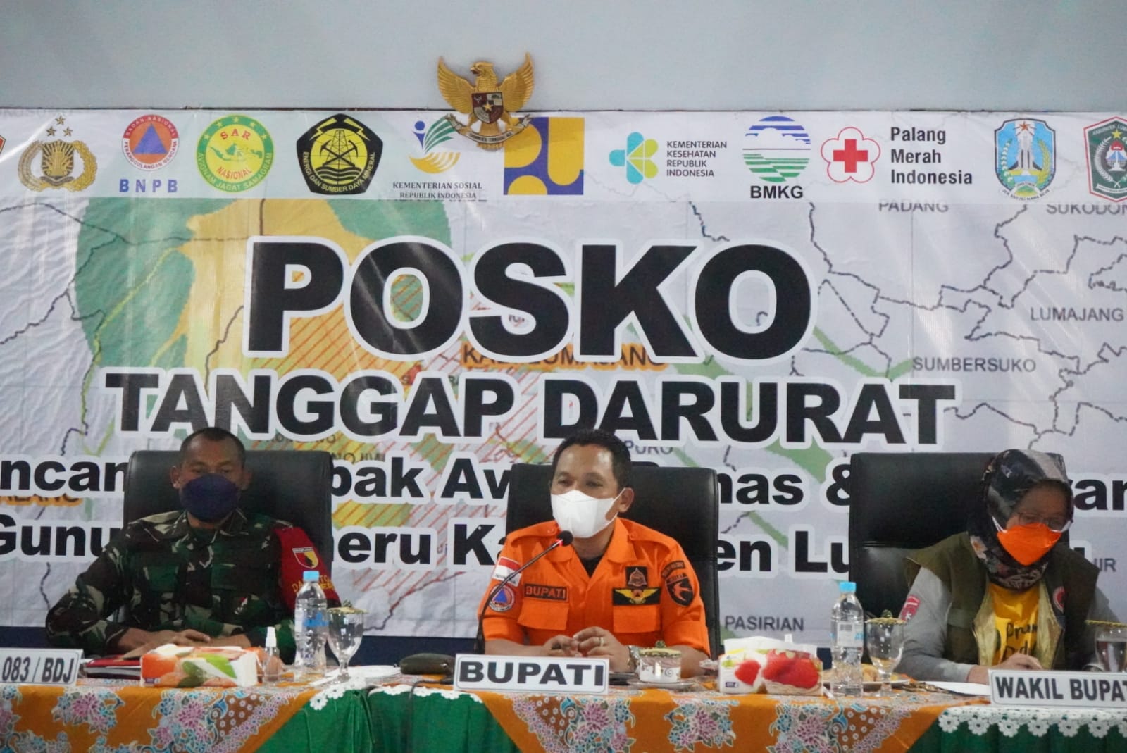 Bupati Lumajang Pimpin Rakor Persiapan Relokasi Pengungsi Semeru