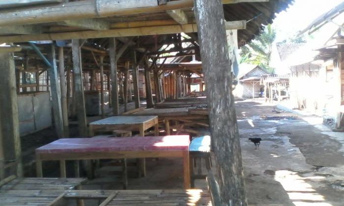 Agar Lebih Maju, Pengelolaan Pasar Desa Pasrujambe Dialihkan ke Pemkab Lumajang