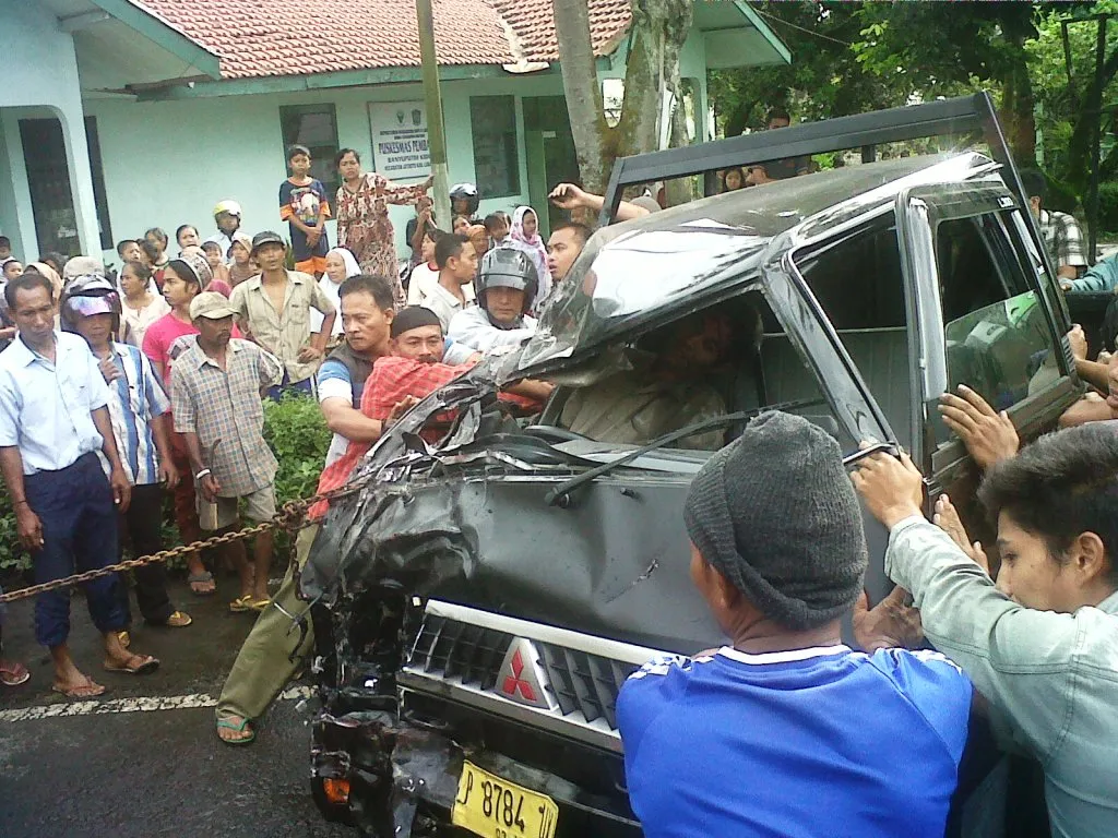 Kecelakaan Hebat, Kemalai Terjadi Dijalur Banyuputih Kidul