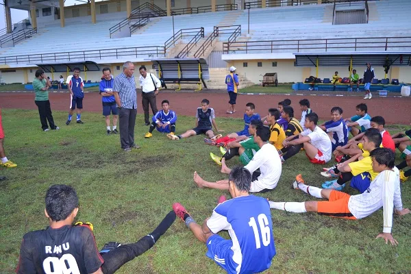 PSIL U-17 Satu Grup Banyuwangi United, Persikapro dan Putra Ijen