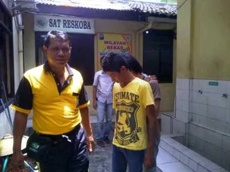 Anak Baru Lahir Butuh Susu, Fajar Pemuda Pasrujambe Nekat Edarkan Pil Koplo