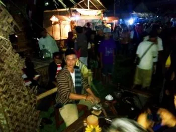 Ribuan Pengunjung Penuhi Arena Loemadjang Djaman Doeloe