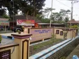 Hariyono Masih Diberhetikan Sementara Dari Jabatan Kades Selok Awar-awar