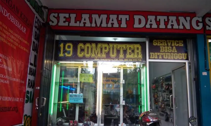 Jaring Pembeli, Toko Sembilan Belas Pakai Media Sosial