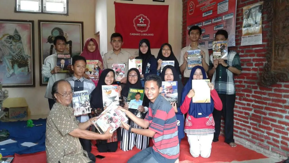 Dirikan Taman Baca Pondok Ilmu, GSNI Lumajang Gugah Budaya Membaca Anak Muda