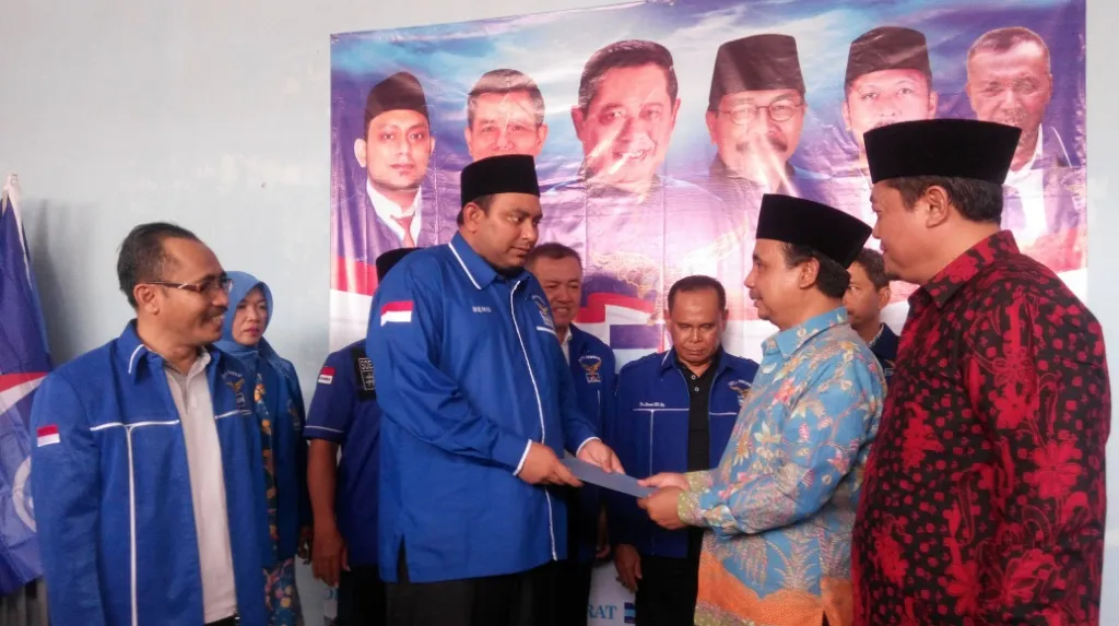 As'at Malik Daftar Calon Bupati Lumajang 2018 Lewat Partai Demokrat