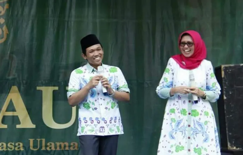 Thoriq-Indah Mulai Tampil Bergandengan, Siapa N-1 dan N-2-nya...?