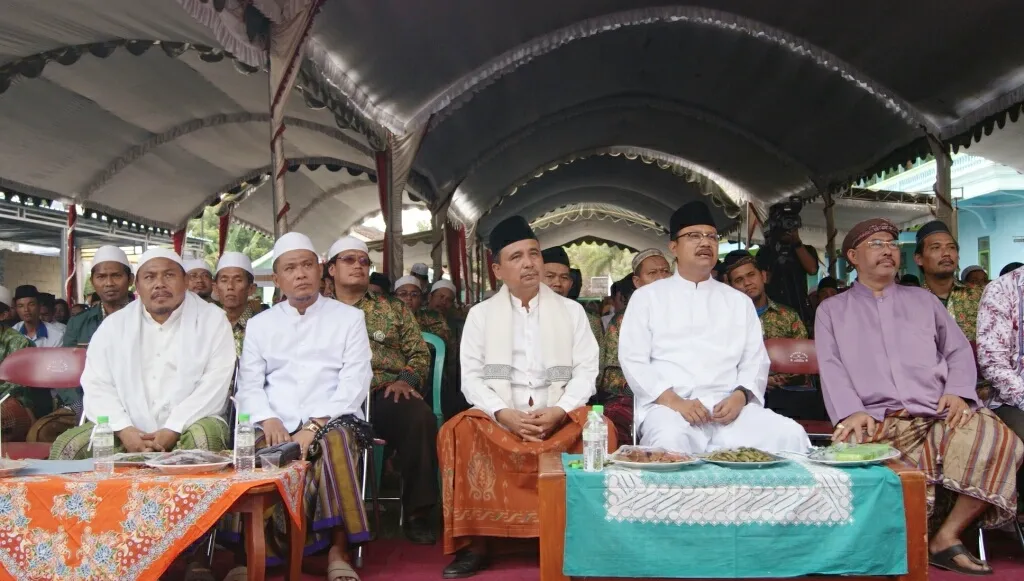Gus Ipul dan Kyia As'at Berikan Perhatian Besar Pada Pendidikan Madin