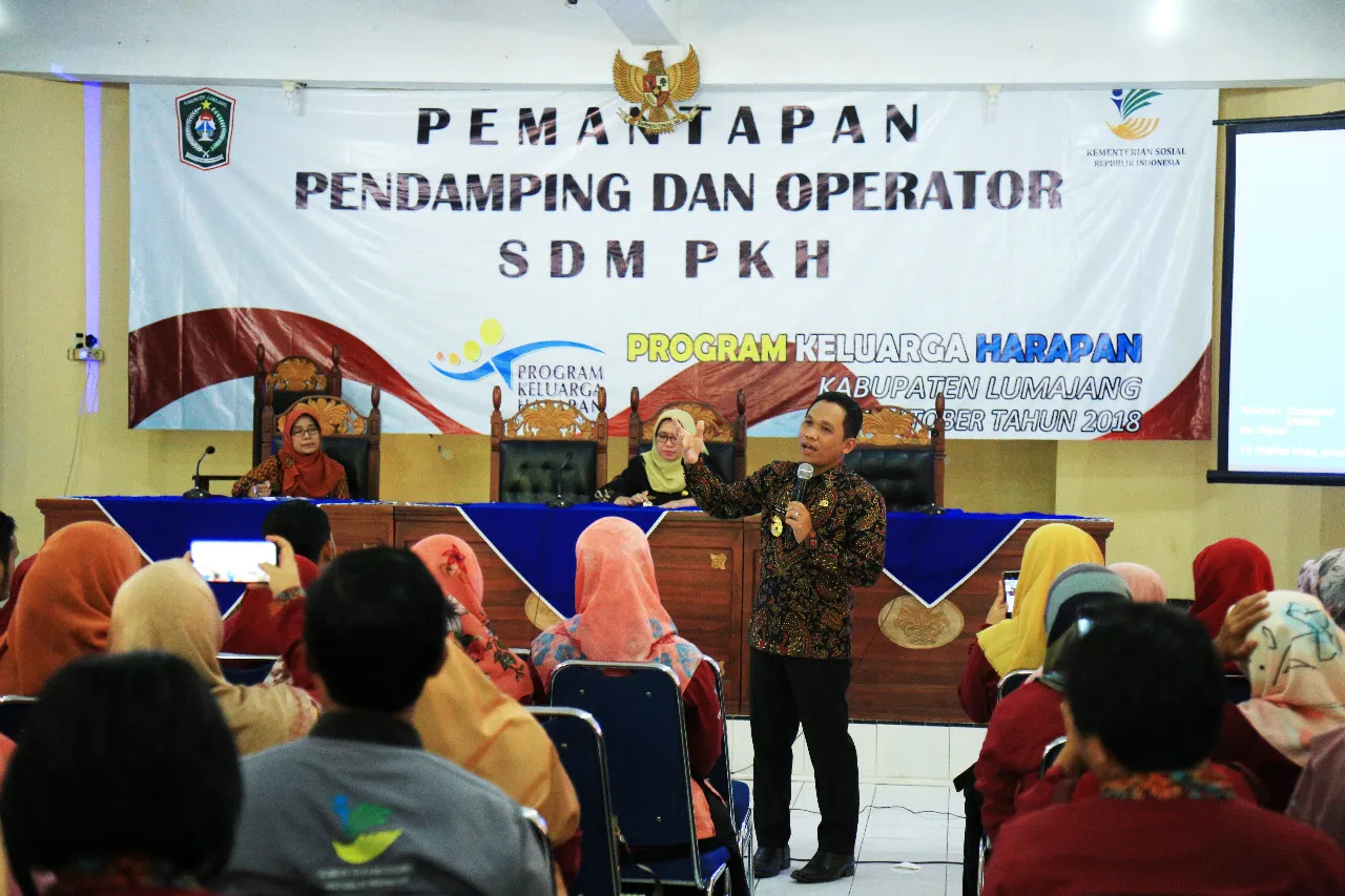 Cak Thoriq Minta Pendamping PKH Jadi Mata dan Telinga Problematika Lumajang