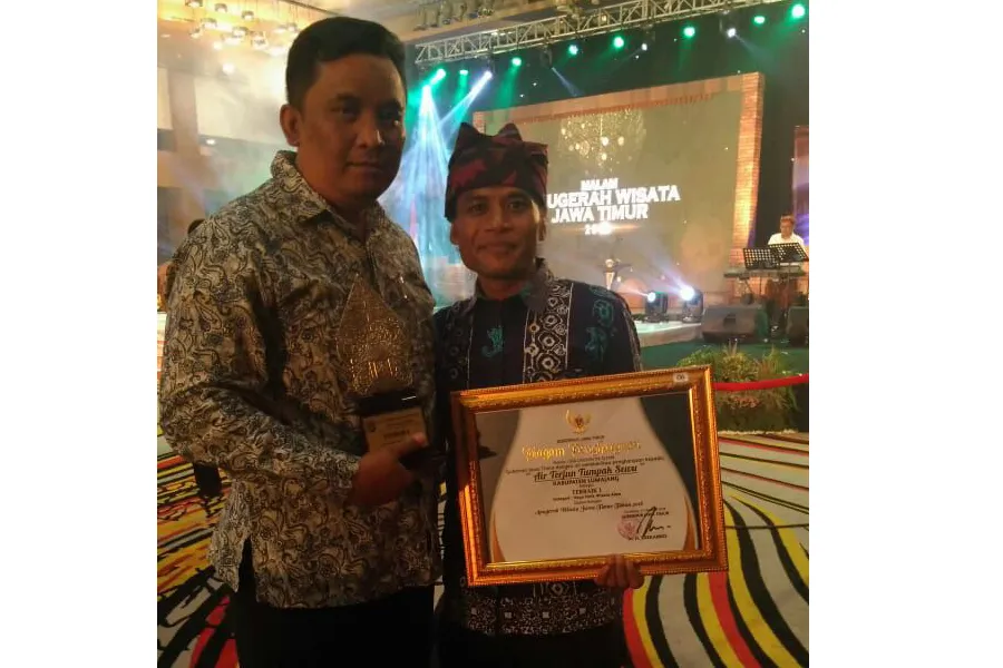 Air Terjun Tumpak Sewu Lumajang Raih Anugerah Obyek Wisata Alam Terbaik Jatim 2018