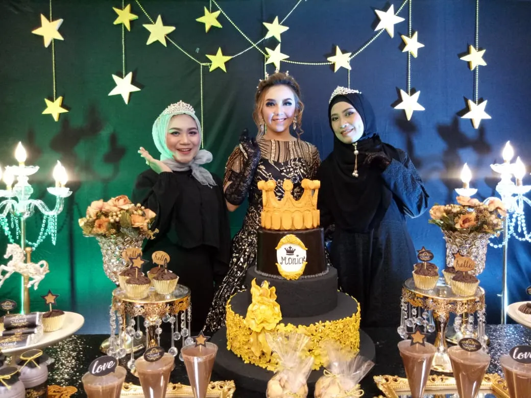 Meriahnya Ultah Monick Sakura Selebgram Lumajang