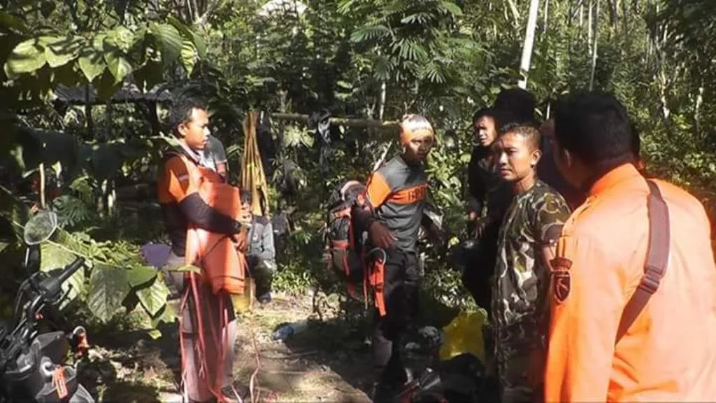 Pencarian Saidin Pendaki Meninggal di Hutan Semeru Resmi Dihentikan