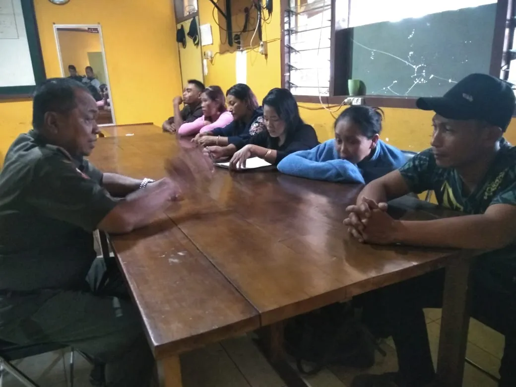 Menik Menangis Saat Diinterogasi Kadispol PP Lumajang