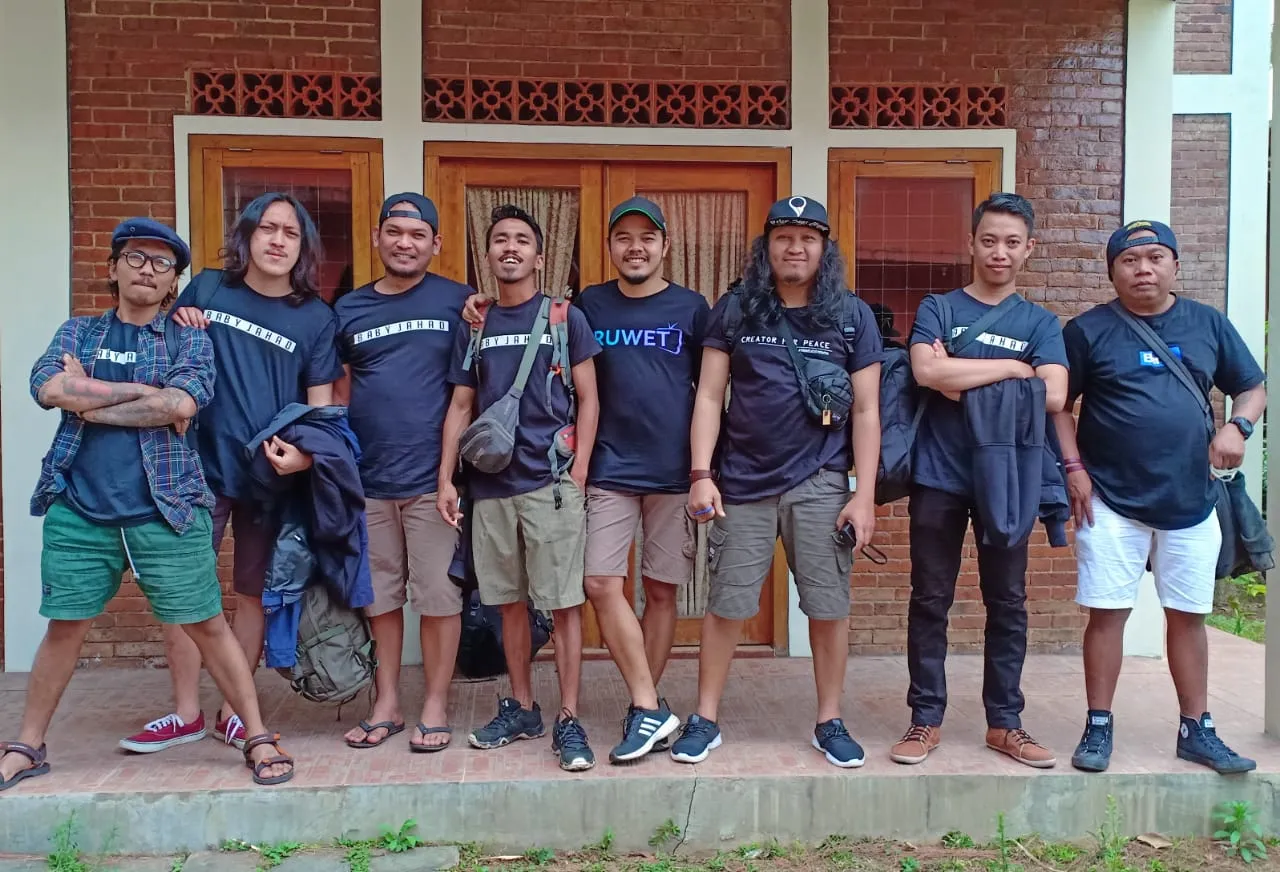 Ruwet TV Membumi di Lumajang Berkibar di Luar Kota