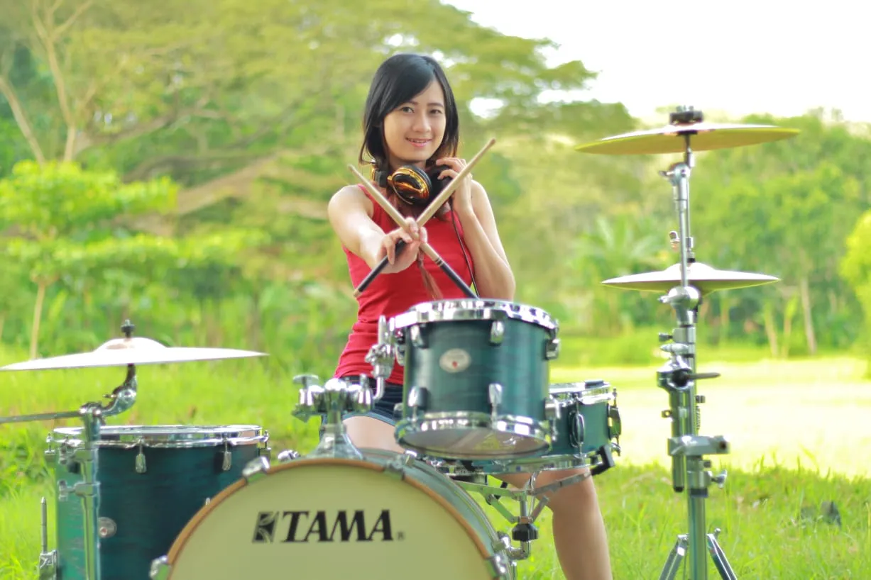 Silvia Audia Drummer Cantik Asli Lumajang Bikin Dag Dig Dug