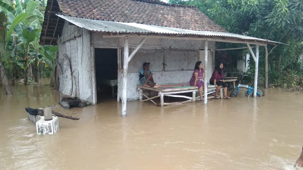 Banjir di Rowokangkung Meluas Membuat Warga Was-was