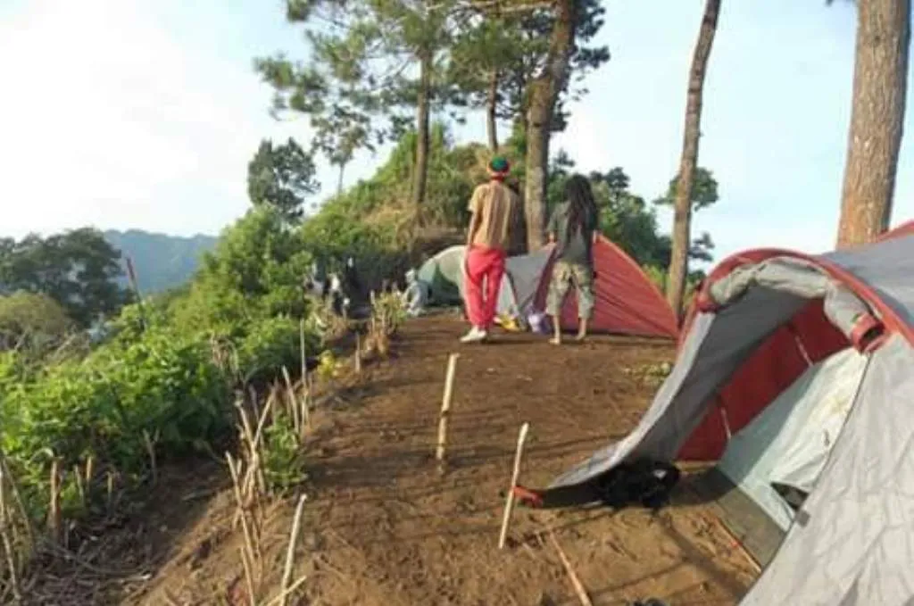 Gunung Wayang Sumberwuluh Pernah Populer Jadi Wisata Camping Ground