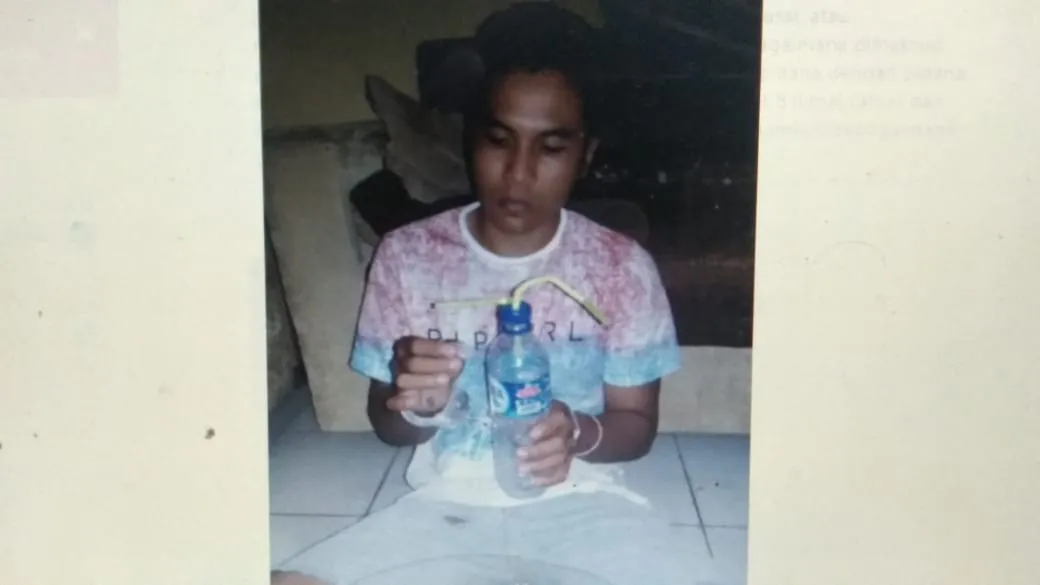 Arek Yosowilanggun Diciduk Petugas Saat Hisap Sabu Pakai Bong Buatannya Sendiri