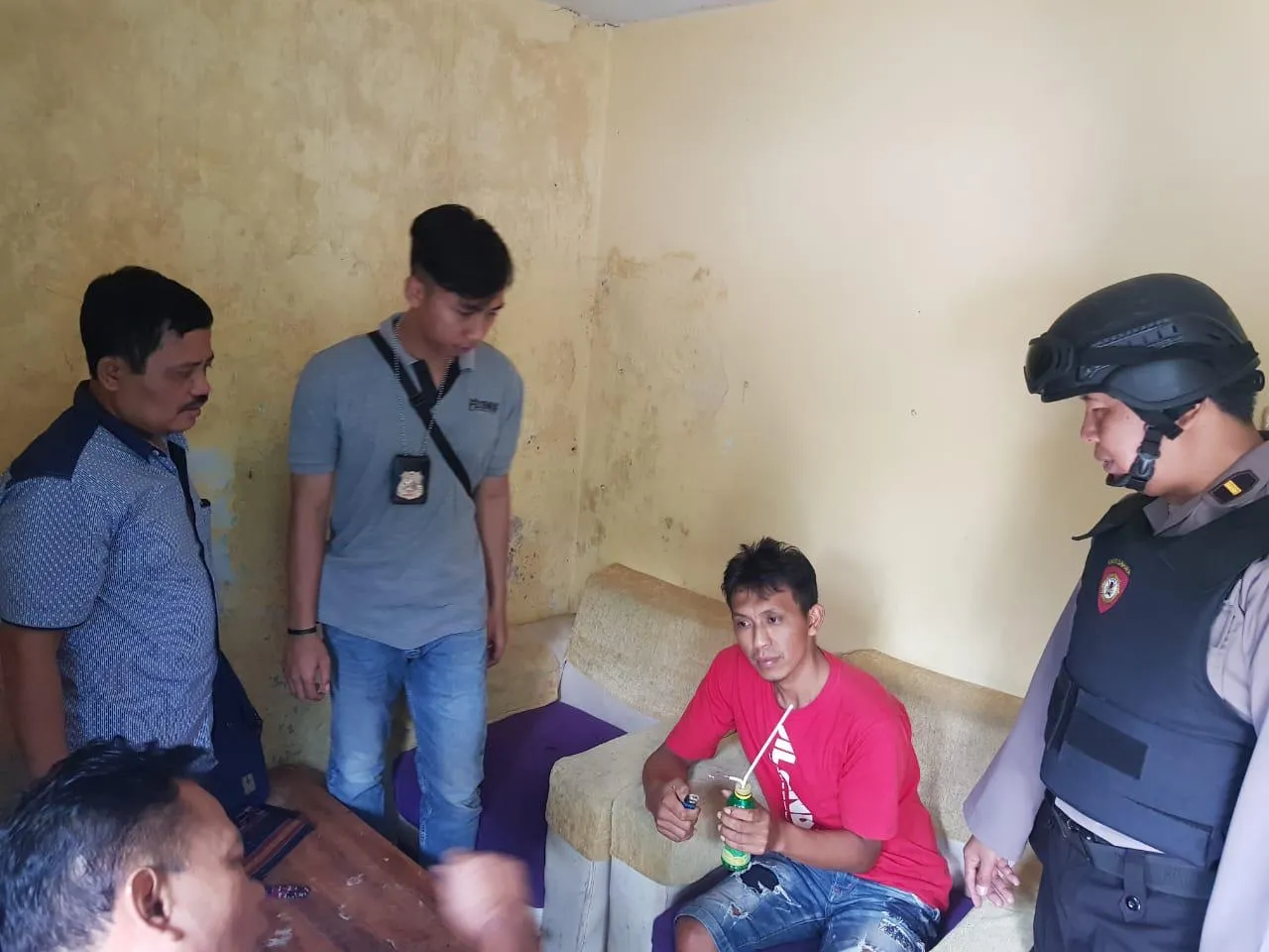 Asyik Nyabu di Kontrakan, Edi Wahyudi Warga Senduro Dibekuk Polisi
