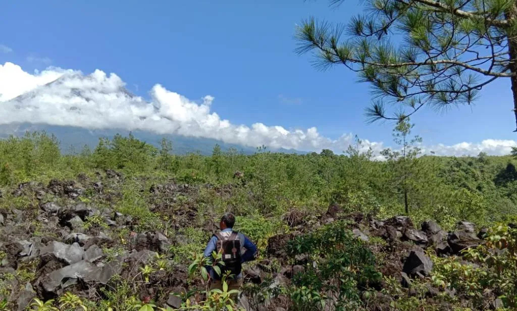 Watu Kobong Semeru Mulai Dikenalkan Sebagai Wisata Geologi