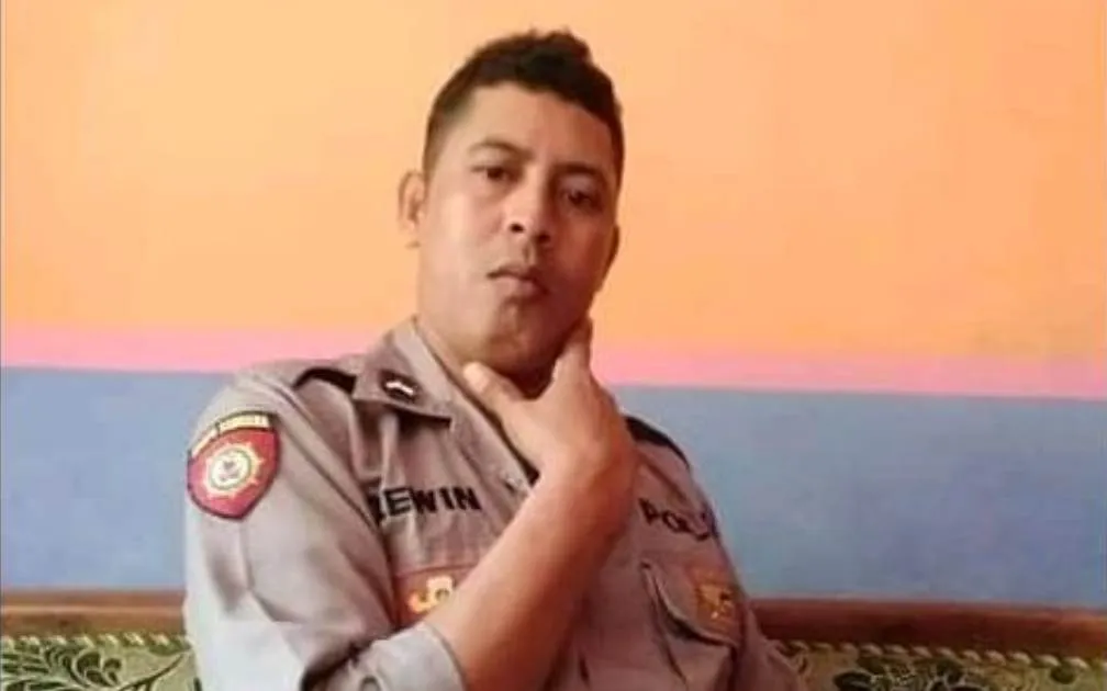 Diduga Untuk Gaet Janda, Arifin Nekat Jadi Polisi Gadungan