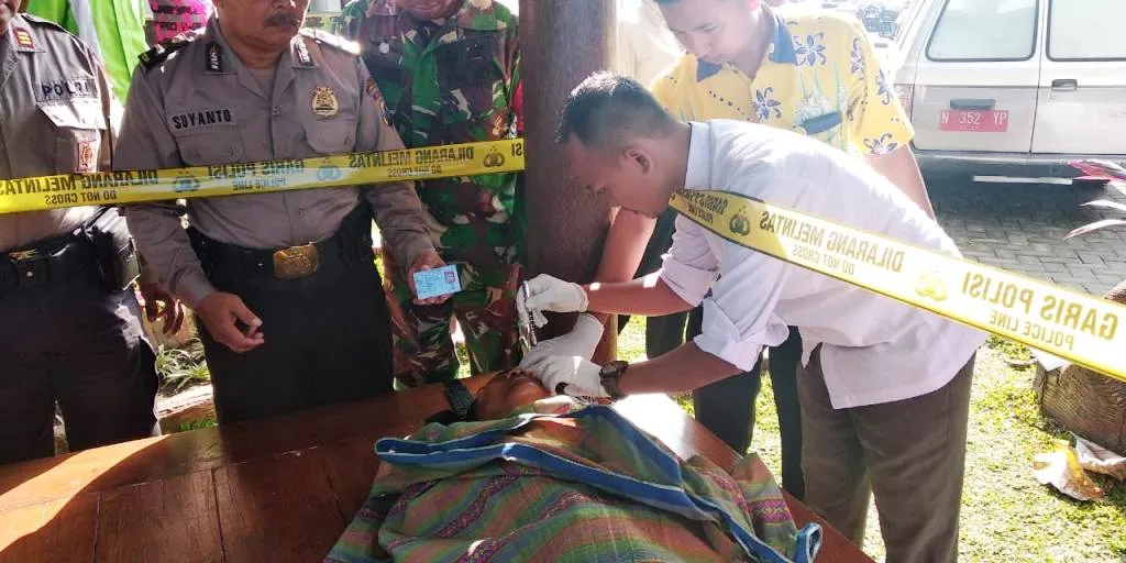 Sesosok Mayat Ditemukan Warga di Rest Area SPBU Patahunan Lumajang