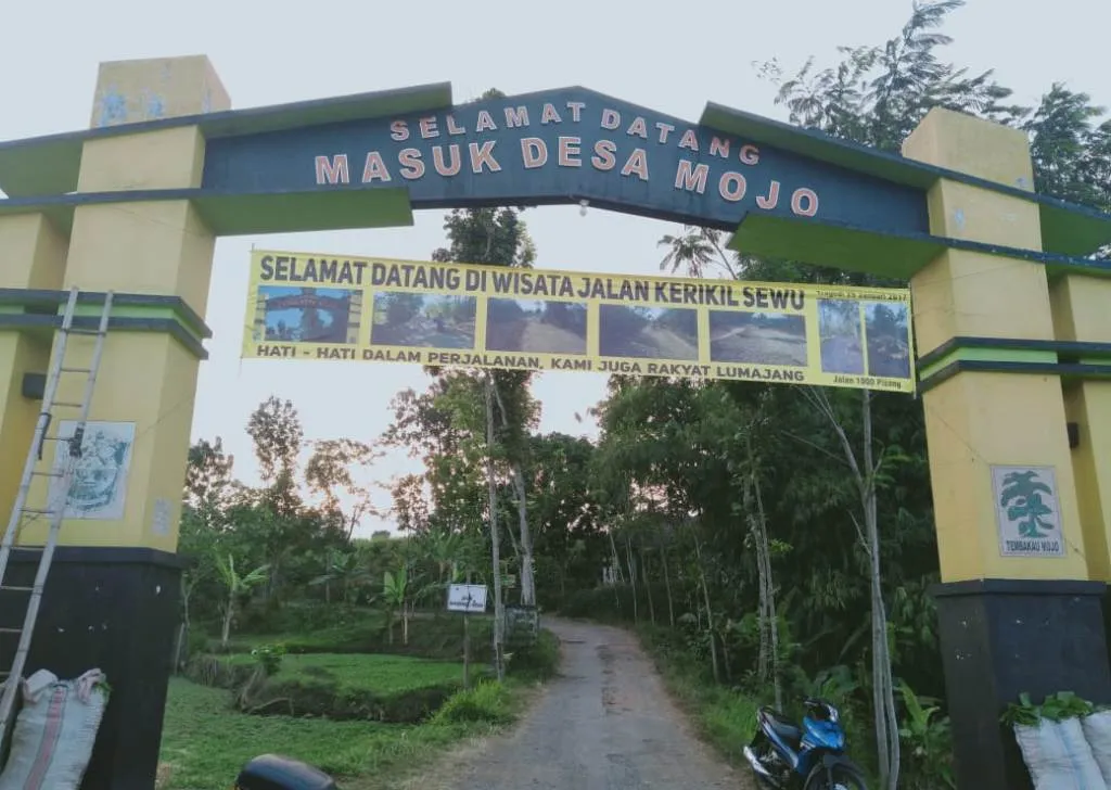 Selamat Datang di Wisata Krikil Sewu Desa Mojo Kecamatan Padang