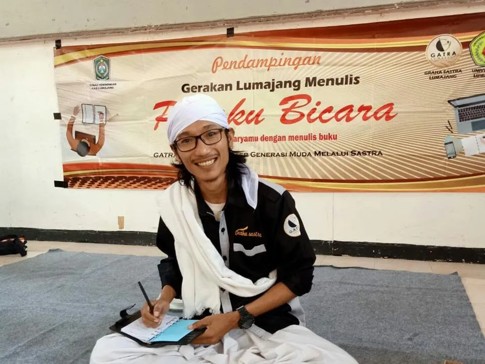 Huda Al Pati Cintai Sastra Berawal dari Pesantren