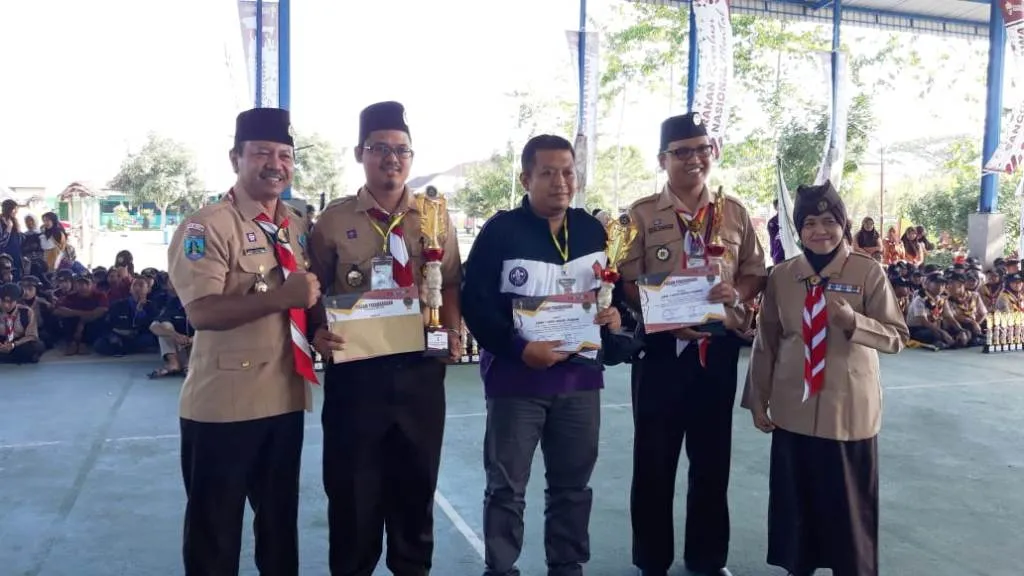 Kak Thaariq Raih Juara Pertama Karya Inovasi Pembina Pramuka se-Jawa Timur