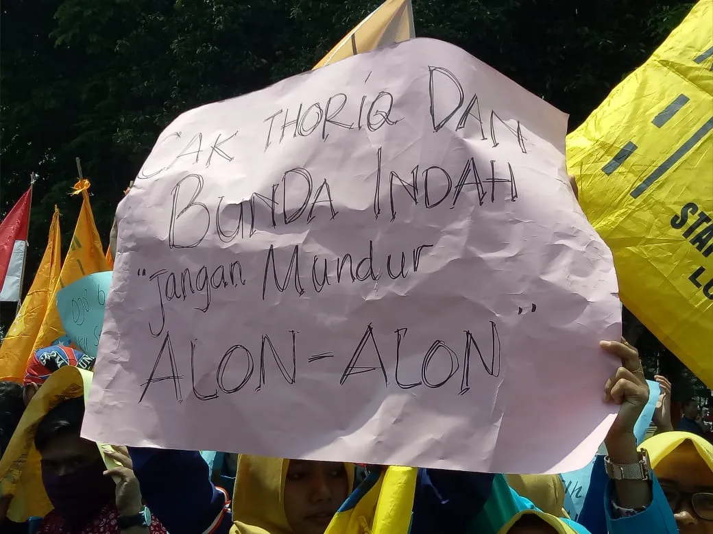 PMII Lumajang : Cak Thoriq dan Bunda Indah Jangan Mundur Alon - alon