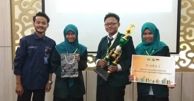 Mahasiswa IAI Syarifuddin Lumajang Juara II Karya Tulis Ilmiah Nasional