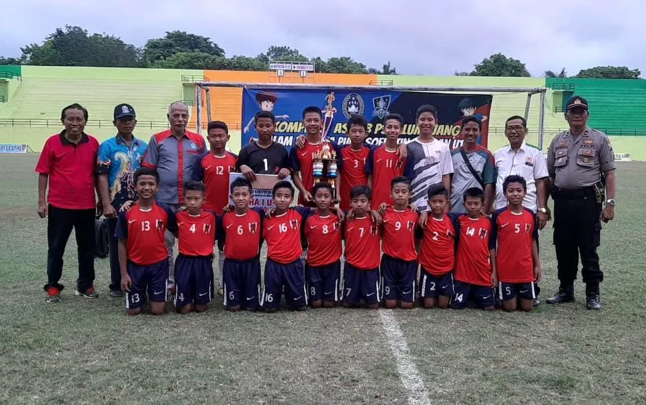 Rajawali FC Jatiroto Juara Piala Soertin U-13 Lumajang Untuk Kedua Kalinya