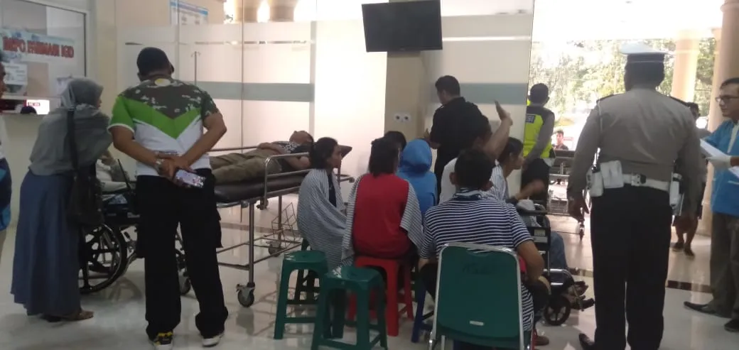 11 Siswa SMAN 02 Genteng Banyuwangi Harus Rawat Inap di RSUD Haryoto