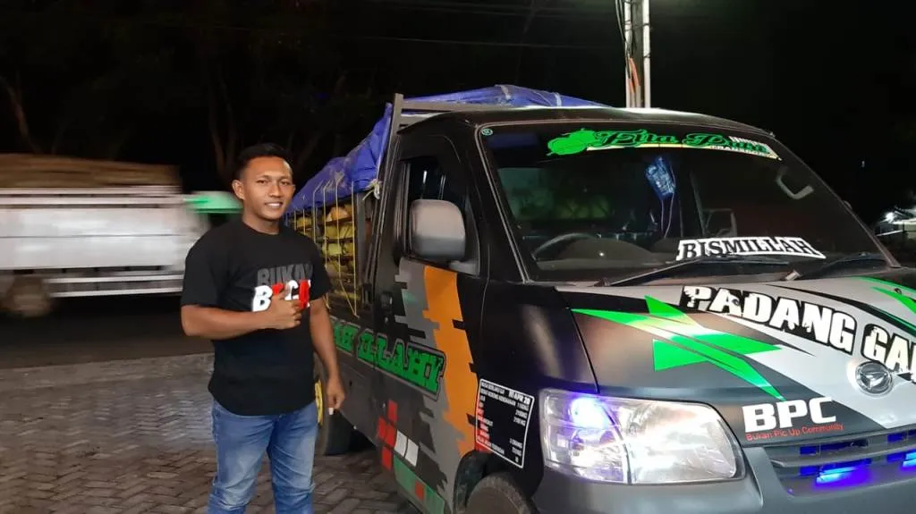 Maz Veri Juragan Kelapa Muda Asal Lumajang