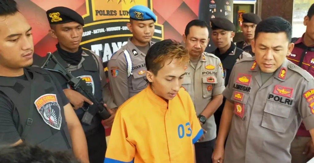 Riduwan Cucu Perkosa Nenek Anak Baik Saat di SDN Tegalrandu Lumajang