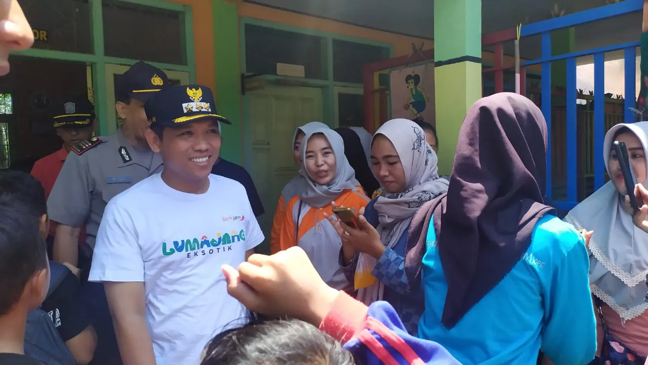 Bupati Lumajang Buka Penyegelan TK Sawaran Lor Akibat Sengketa Tanah