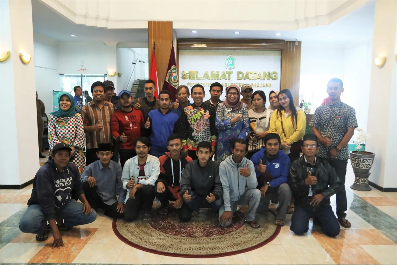 PKL Alun-Alun Pasirian Lumajang Direlokasi ke depan Pasar Kecamatan