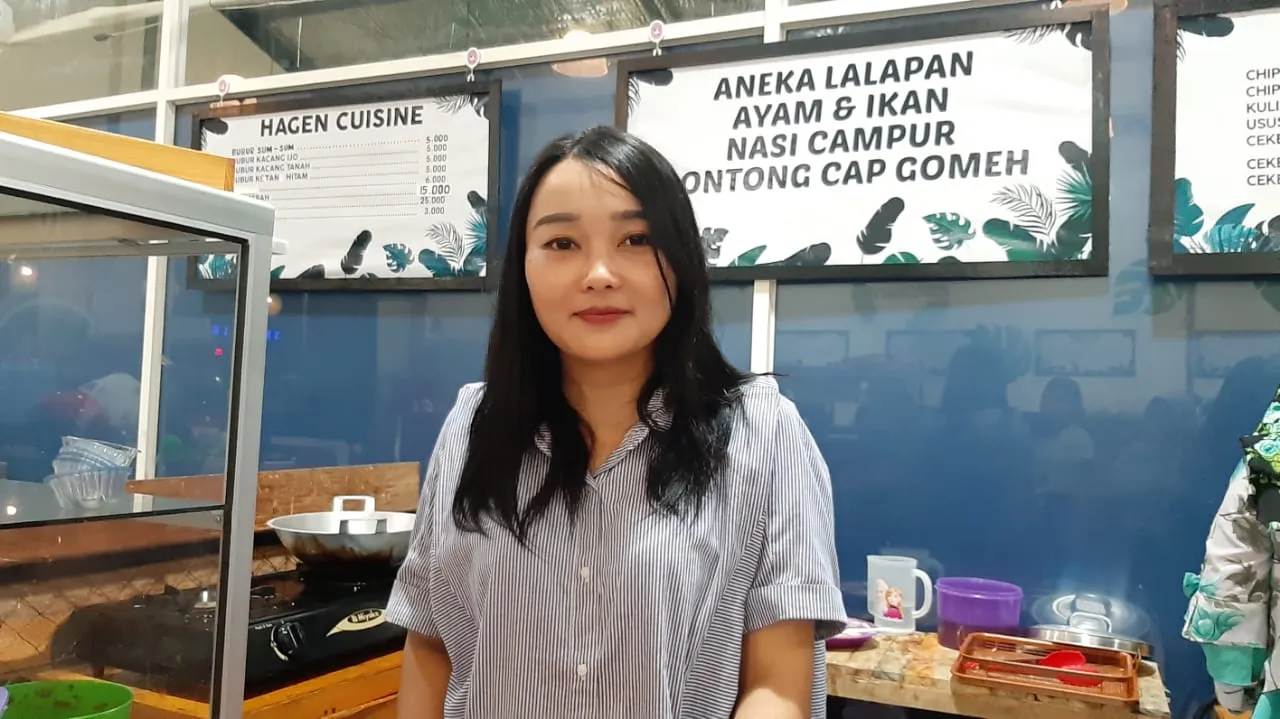 Denik Candra dari Hobi Memasak Buka Usaha Makanan di Ge eS Foodcourt